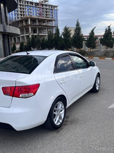 Kia Cerato-9
