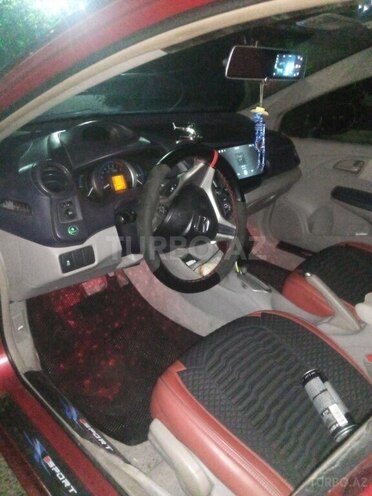 Honda Insight-9
