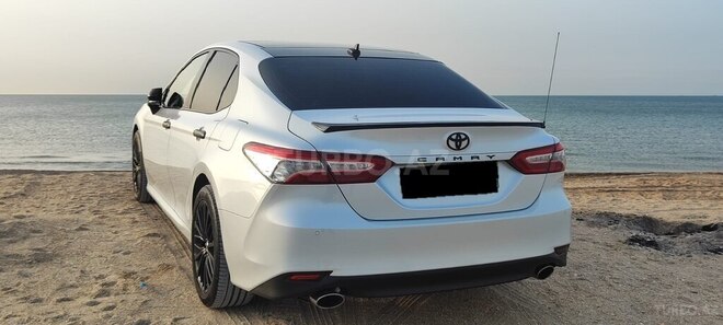 Toyota Camry-3