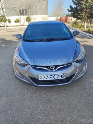 Hyundai Elantra-1