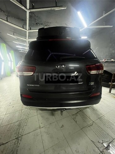 Kia Sorento-3