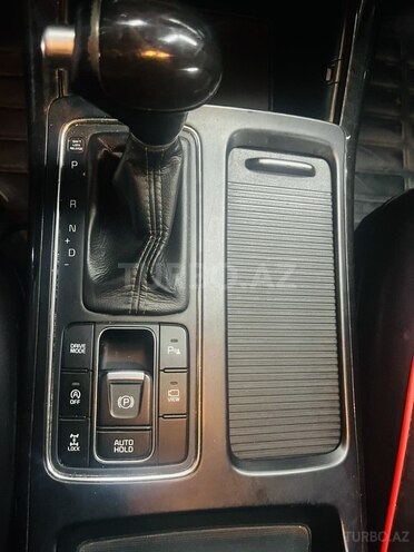 Kia Sorento-8