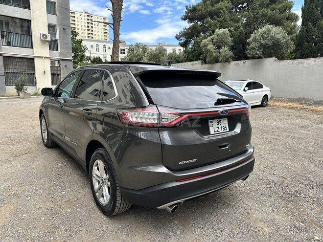 Ford Edge-16