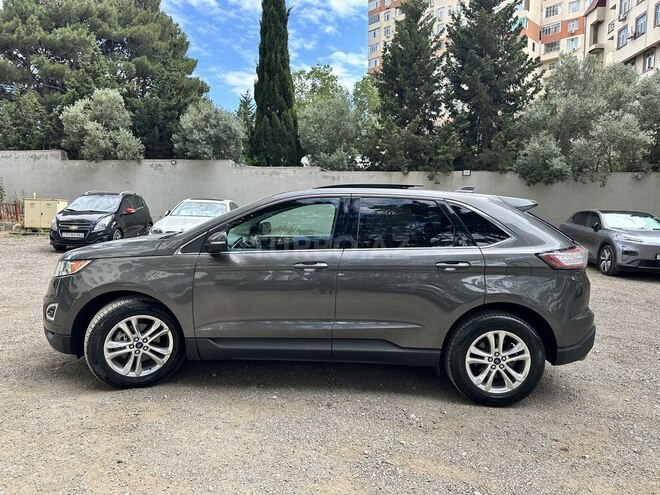 Ford Edge-2