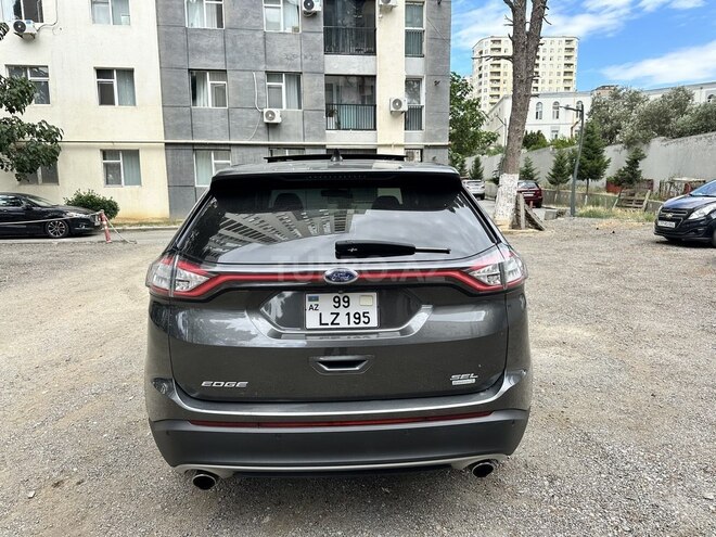 Ford Edge-15