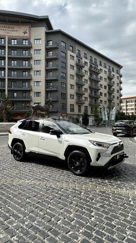 Toyota RAV4-3