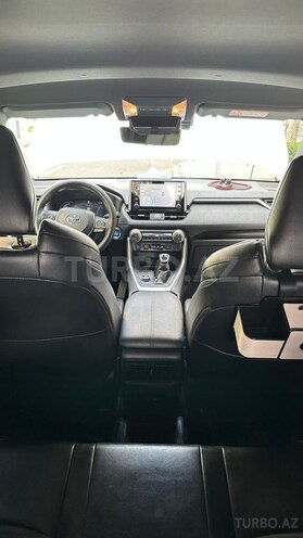 Toyota RAV4-5