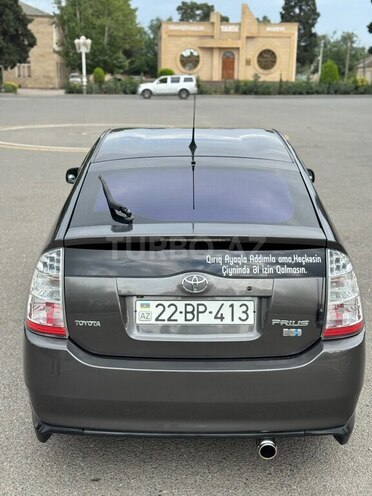 Toyota Prius-9