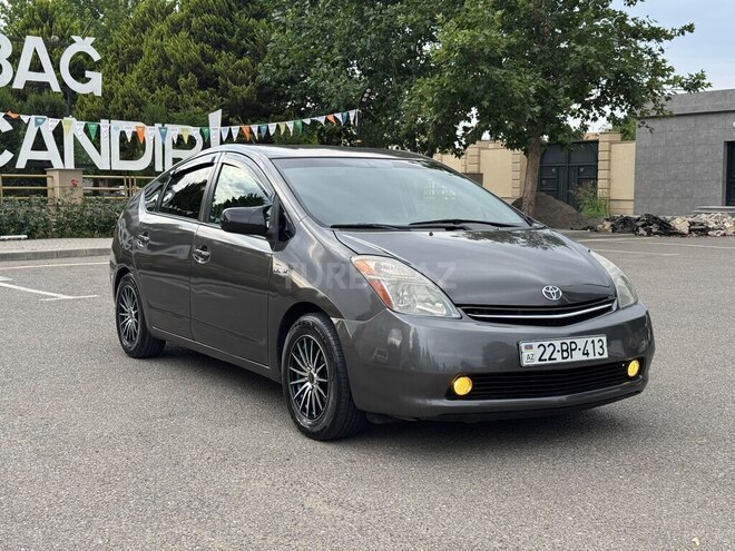 Toyota Prius-2