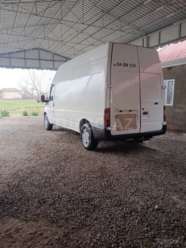 Ford Transit-7