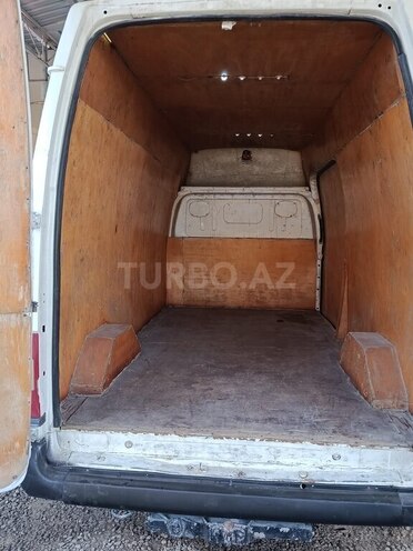 Ford Transit-10
