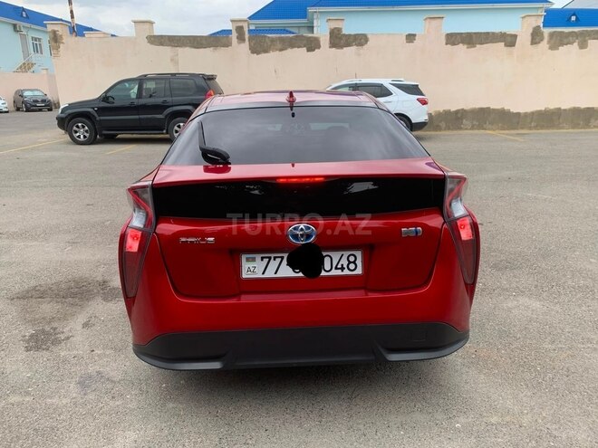 Toyota Prius-2