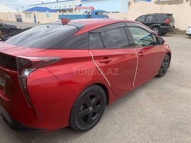 Toyota Prius-9