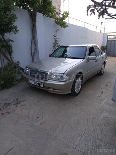 Mercedes C 220-6
