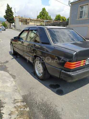 Mercedes 190-3