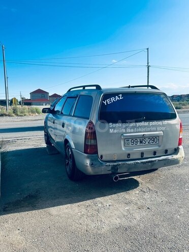 Opel Astra-2