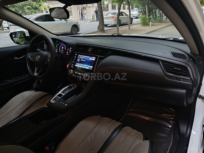 Honda Insight-9