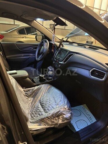 Chevrolet Equinox-4