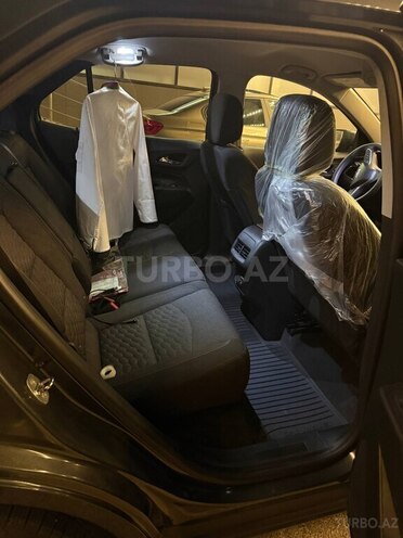Chevrolet Equinox-3