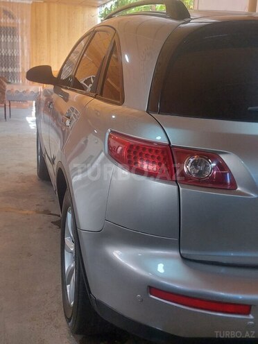 Infiniti FX35-4