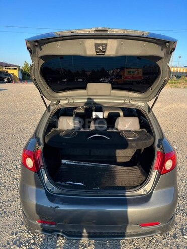 Chevrolet Lacetti-8