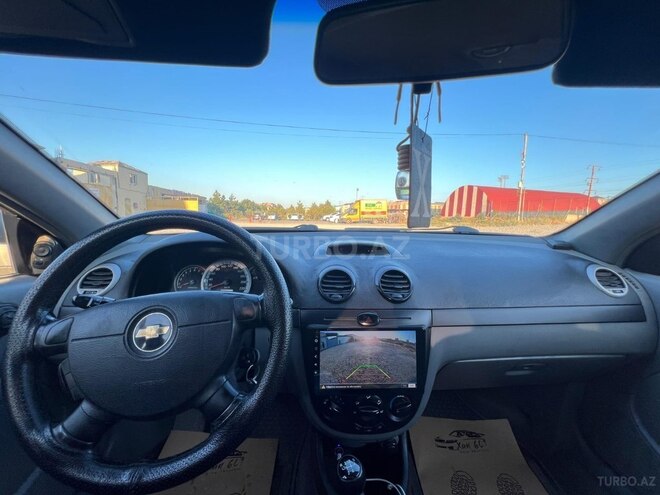 Chevrolet Lacetti-9
