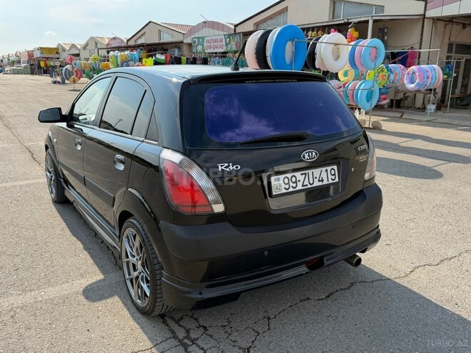 Kia Rio-2