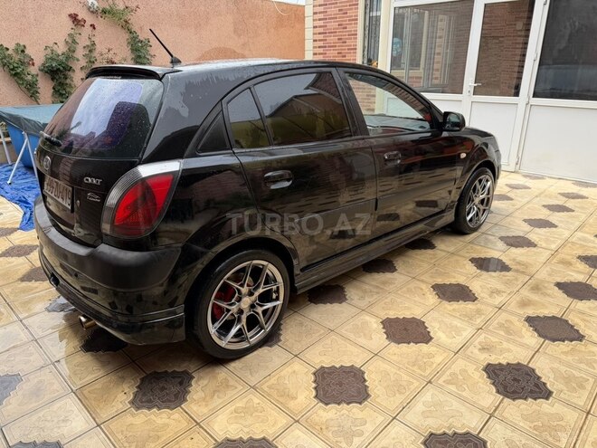 Kia Rio-12