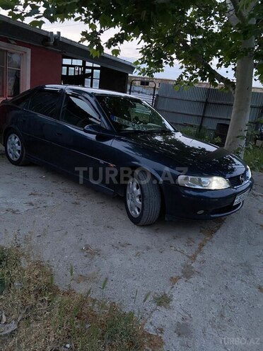 Opel Vectra-6