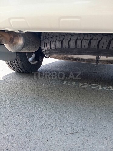 Toyota Land Cruiser-15