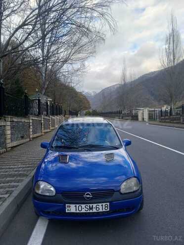Opel Corsa-1