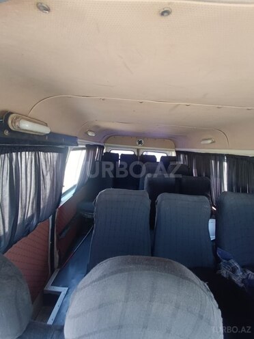 Ford Transit-11
