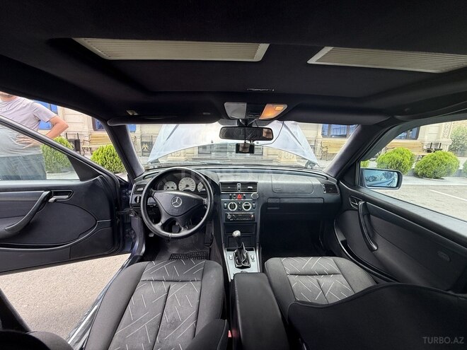 Mercedes C 180-2