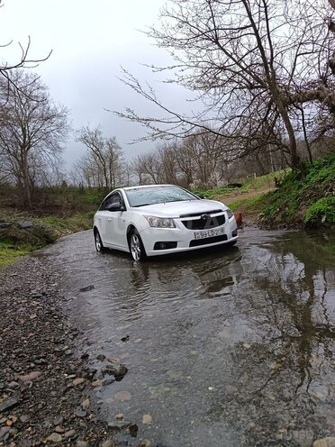 Chevrolet Cruze-1