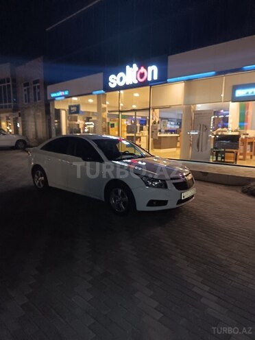 Chevrolet Cruze-8