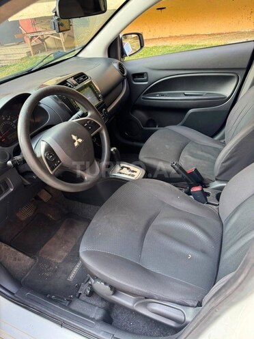 Mitsubishi Mirage-3