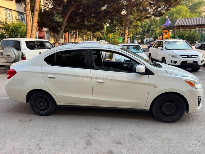 Mitsubishi Mirage-7