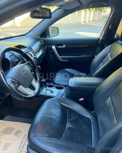 Kia Sorento-6