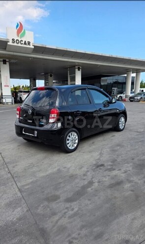 Nissan March-5