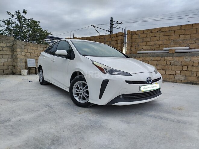 Toyota Prius-2