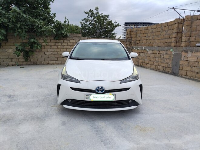 Toyota Prius-1