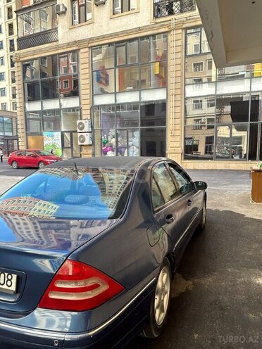 Mercedes C 240-6