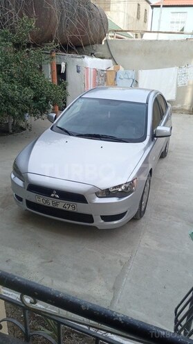 Mitsubishi Lancer-1