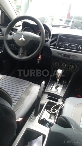 Mitsubishi Lancer-3