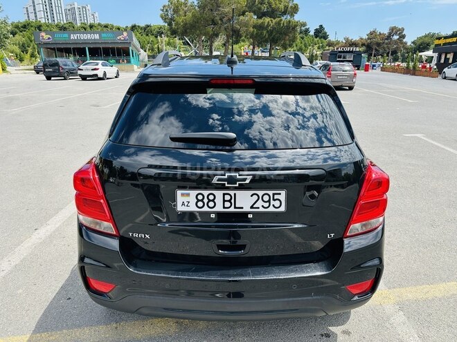 Chevrolet Trax-8