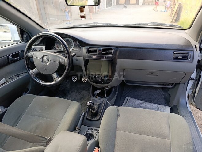 Daewoo Gentra-3