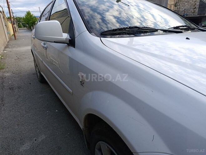 Daewoo Gentra-9