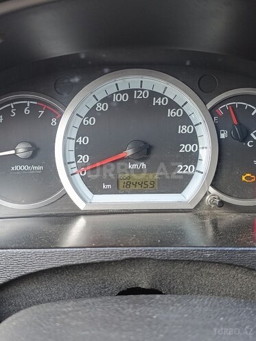 Daewoo Gentra-13