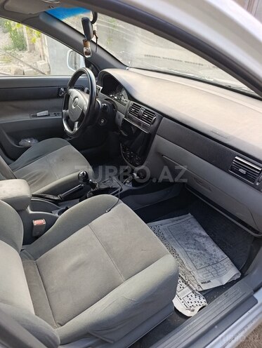 Daewoo Gentra-8