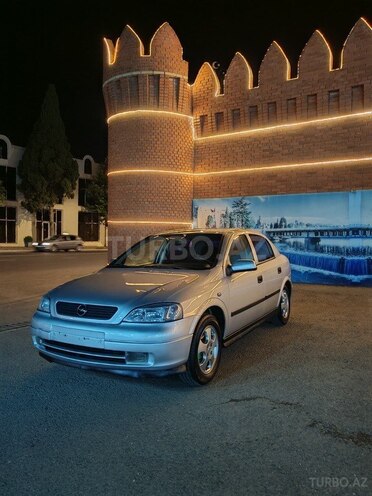 Opel Astra-3